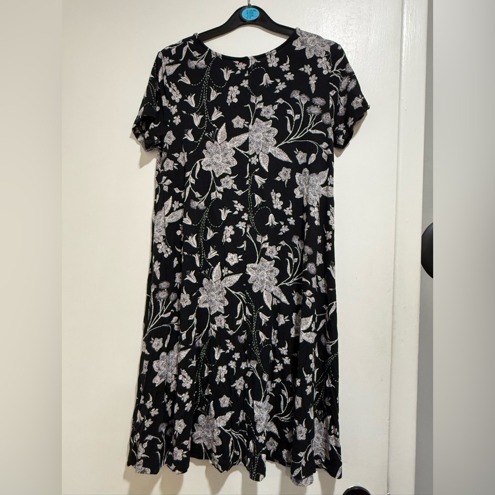 Old navy Floral Black and White swing Dress